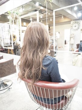 コニ(Coni) ♪Coni♪ハイトーンミルクティーベージュ