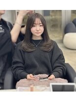 クム(kumu)&nbsp;ワンカールレイヤーグレージュカラー