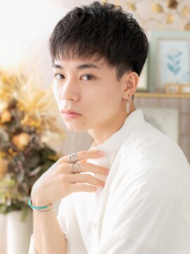 カバーヘア ブリス 大宮西口(COVER HAIR bliss) 黒髪アッシュブラック刈り上げツーブロックc4大宮20代30代40代!