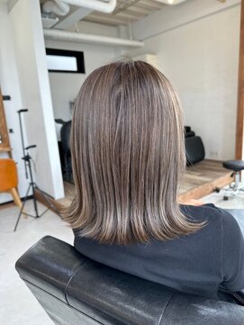 ハーツ(Heart's) 白髪ぼかし脱白髪染め似合わせショートボブ40代50代60代