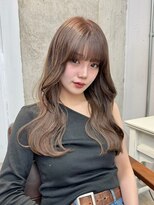 ピア(Pia) ブリーチなしベージュ × 似合わせバングカット