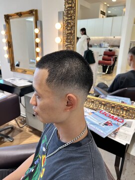 コワファースト  させぼ五番街店(COIFF1RST) 坊主フェード☆