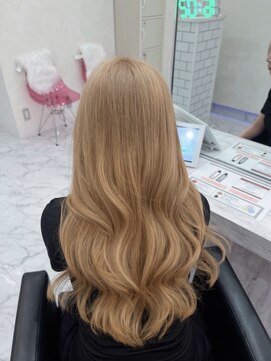 ミニョン(mignon) 韓国/ダブルカラー/ブリーチ/ピンク/学割U24/新越谷/南越谷/草加