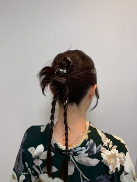 アフェクト チャーム マーチ(affect Charm/MARCH) お呼ばれヘアセットショートボブ結婚式二次会ハーフアップ