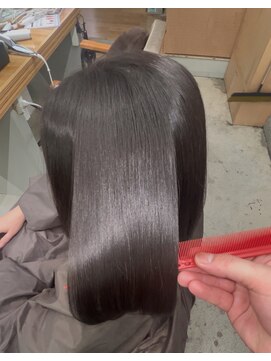 ジル 北千住店(JILL) 艶髪ミディアム【髪質改善北千住】