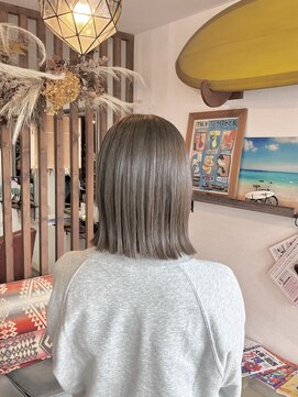 ヘアメイク アンフィ(amphi) 【光彩カラー】太陽の光で透明感アップ..~*＊.ミルクティー