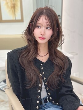 ベージュカラー×レイヤーカット