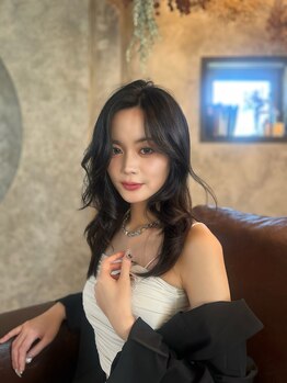 クレット(CLETO)の写真/憧れの小顔魅せ美人!ミディアム・ロングを可愛くイメチェン☆前髪で印象を変えるのも相性◎レイヤーも人気