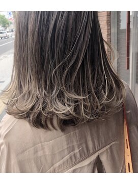 ウル(Ulu) 透明感×ミルクティーベージュ