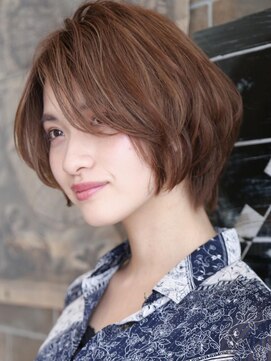 コム(com by neolive) バング長め大人ショートボブ3