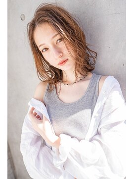 クラン(clan) 小顔ウルフ＃マロンベージュAラインボブ