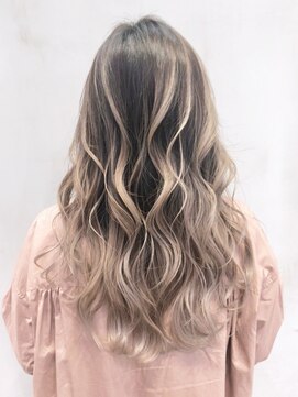 アイティーバイアルバム 八王子店(IT by ALBUM) ハイライトグラデーション_カーキグレージュマッシュ_ba322303