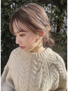 リタ(Lita) 冬のおだんごアレンジ/ミルクティーベージュ/シースルーバング