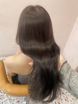 ボタン シブヤ(VOTAN SHIBUYA) オリーブ/グレージュ/韓国ヘア/渋谷/レイヤー/顔まわり