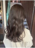ミルクティーベージュ×透明感