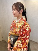 シニヨン　お呼ばれアレンジ　卒業式ヘア