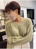 収まりのいいマッシュショートスタイル