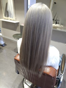 モンド ホリスティック ヘアー(MONDE Holistic Hair) ホワイトグレージュカラー