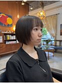 ケア透明感カラー切りっぱなしミニボブ顔まわりレイヤーカット