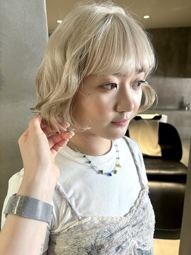 ハウ 心斎橋(how) 20代30代透明感◎ブリーチカラー×小顔レイヤーカット