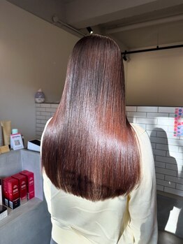 エトス プロデュースド バイ ヴァイナルズミックス(Ethos produced by Vinyl's mix)の写真/【堺東/髪質改善】未体験の長持ち艶髪へ♪保水力を高めて、まだまだ続く潤いを◎[TOKIO/水素]