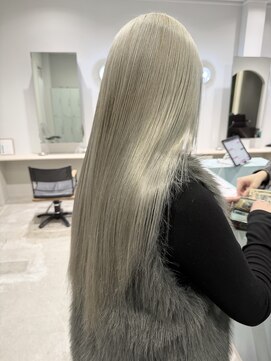 ダイアモンドリリー(Diamond Lily) ホワイトグレージュ