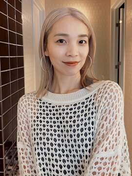 リリック(LYLICK) ブロンドカラー