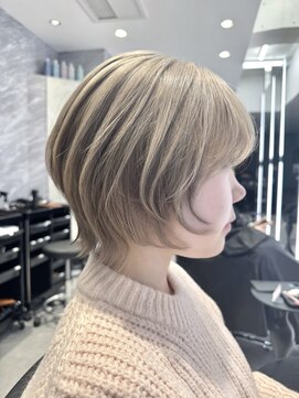 アルドーレヴェントホリエ(Ardore vento horie) ホワイトベージュ☆ショートスタイル☆20代30代40代