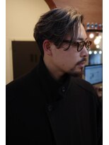 エディ(Edy)&nbsp;メンズホワイトシルバーニュアンスパーマ外国人風眉毛カット岡山