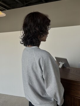 アワイ(awai) レイヤーたっぷりミディアムパーマ