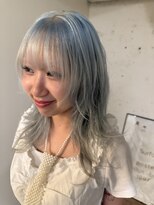 ノラ シンディ(NORA CYNDY) ペールブルー 水色カラー 寒色カラー ブルーサファイア レイヤー