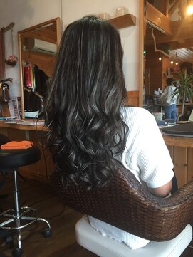 アーティヘアーバイアイヴィ(Aaty hair by iVY) 外国人風カラー