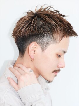 ジュール 新宿三丁目(Joule) ２ブロック×ベリーショート　[新宿三丁目]