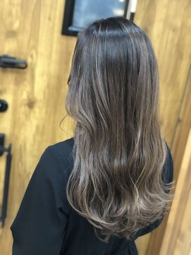 フゥカ 類家店(fuka) 極細ハイライト×透明感ミルクティー☆