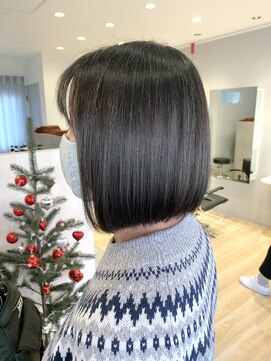 リラヘアー(Rela hair) 前下がりボブ