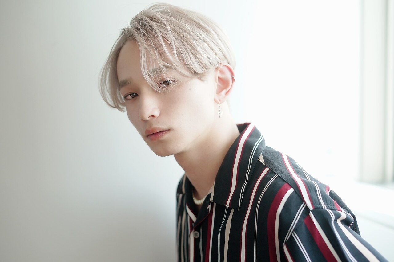 【メンズにも大人気セット】Aujuaシャンプー＋似合わせカット（眉カット付）