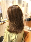 セミロングウルフレイヤーハイライトベージュ/亀戸