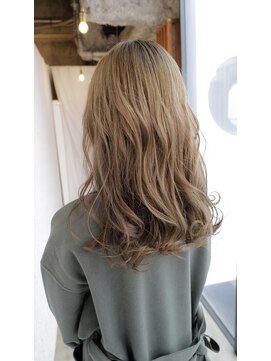 リサリサ(LISA LISA) ミルキーベージュ