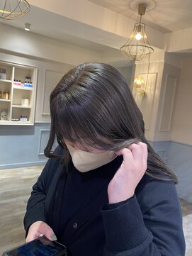 フレーム へアアンドトリートメント 天王寺北口店(FRAME) カーキグレー