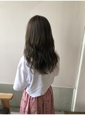 シアベージュ
