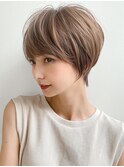 アースカラーショートヘアヘルシースタイルアッシュベージュ