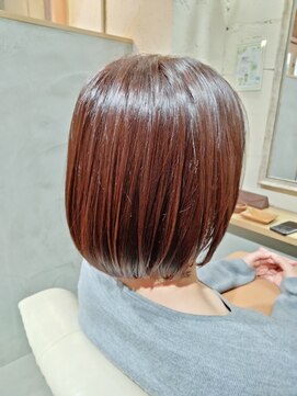 アンビエンテ(ambiente) 襟足すっきりボブ