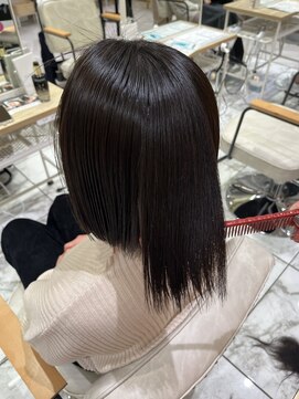 ゼスト フィーノ(ZEST fino) 【平林鼓】酸性ストレートでまとまりある髪に！