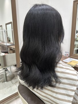 アッシュ 豊田店(Ash) 【担当:渡邊】黒染めじゃない、暗染め