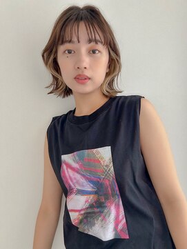 フェリア 梅田(FERIA) くびれボブ×イヤリングカラー【梅田 茶屋町】