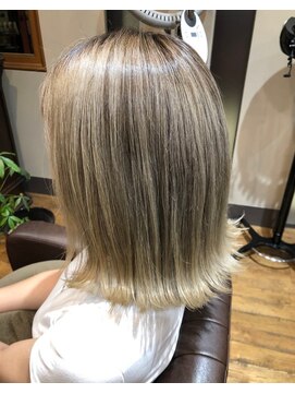 ラクープブン 恵那店(LaCoupeBUN) LaCoupeBUN/バレイヤージュ/くびれボブ/イルミナカラー/髪質改善