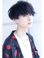 波巻きスパイラルシャドウルーズパーマメンズゆるめマッシュ