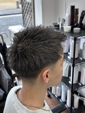 ディライト(Delight) アップバングショート