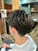 スタンドバーバー 柏(STAND BARBER) MEN’S HAIR/サーフカール/刈り上げセンターパート/<理容室>