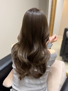 ララ モアナ(LaLa Moana) [HINA style]丸顔/透明感カラー/ミディアム/ワンホンレイヤー